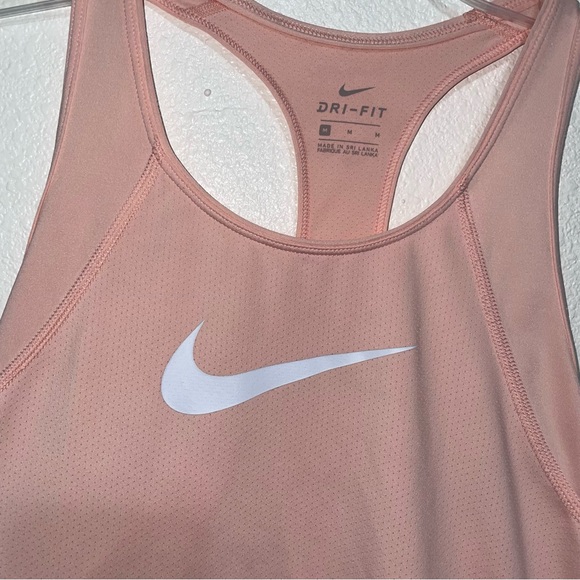 📌SOLD📌 Nike | Light Pink Racerback Sports Tank - Picture 4 of 6